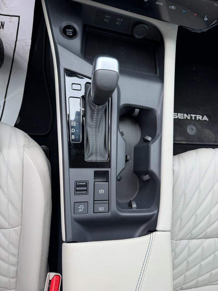Nissan Sentra SL Sedan 2026