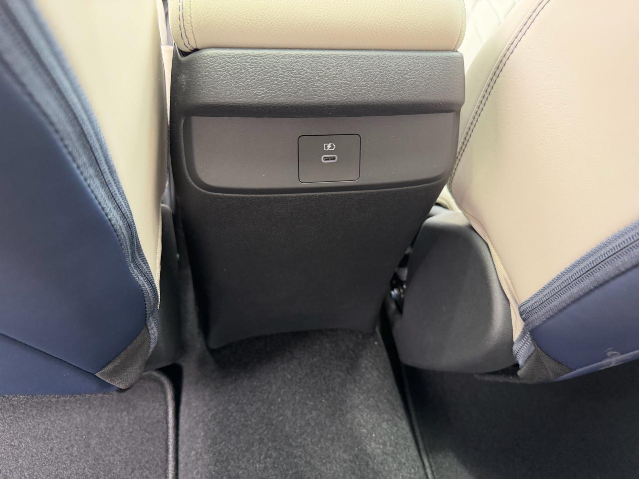 Nissan Sentra SL Sedan 2026