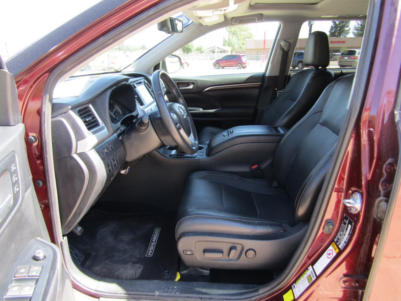 Toyota Highlander AWD 4dr V6 Limited (Natl) 2016
