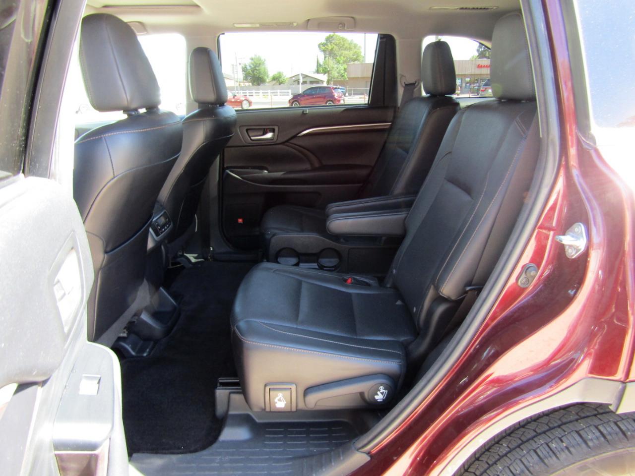 Toyota Highlander AWD 4dr V6 Limited (Natl) 2016