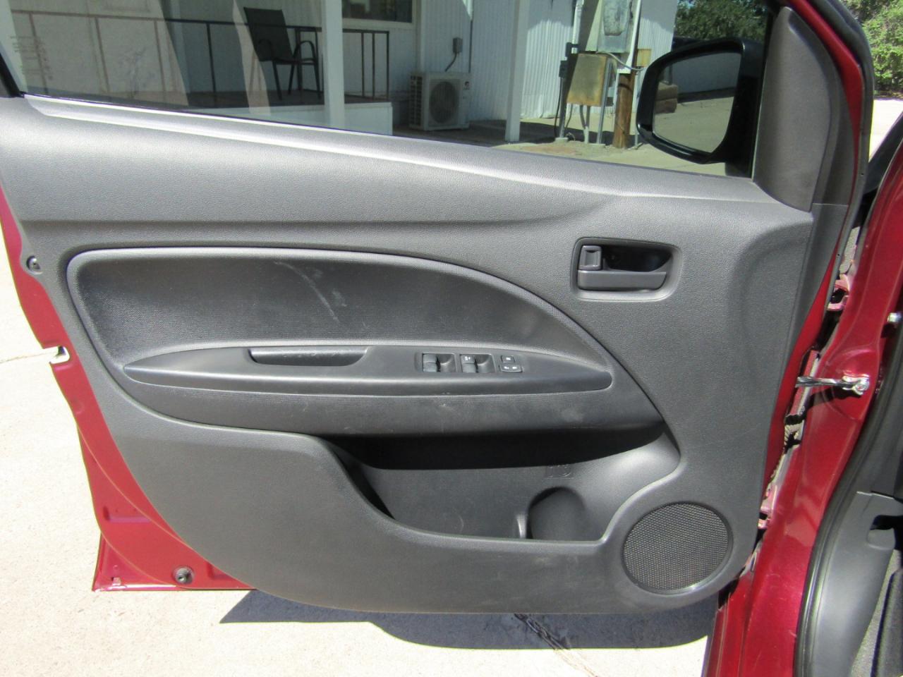 Mitsubishi Mirage ES 4D Hatchback 2021