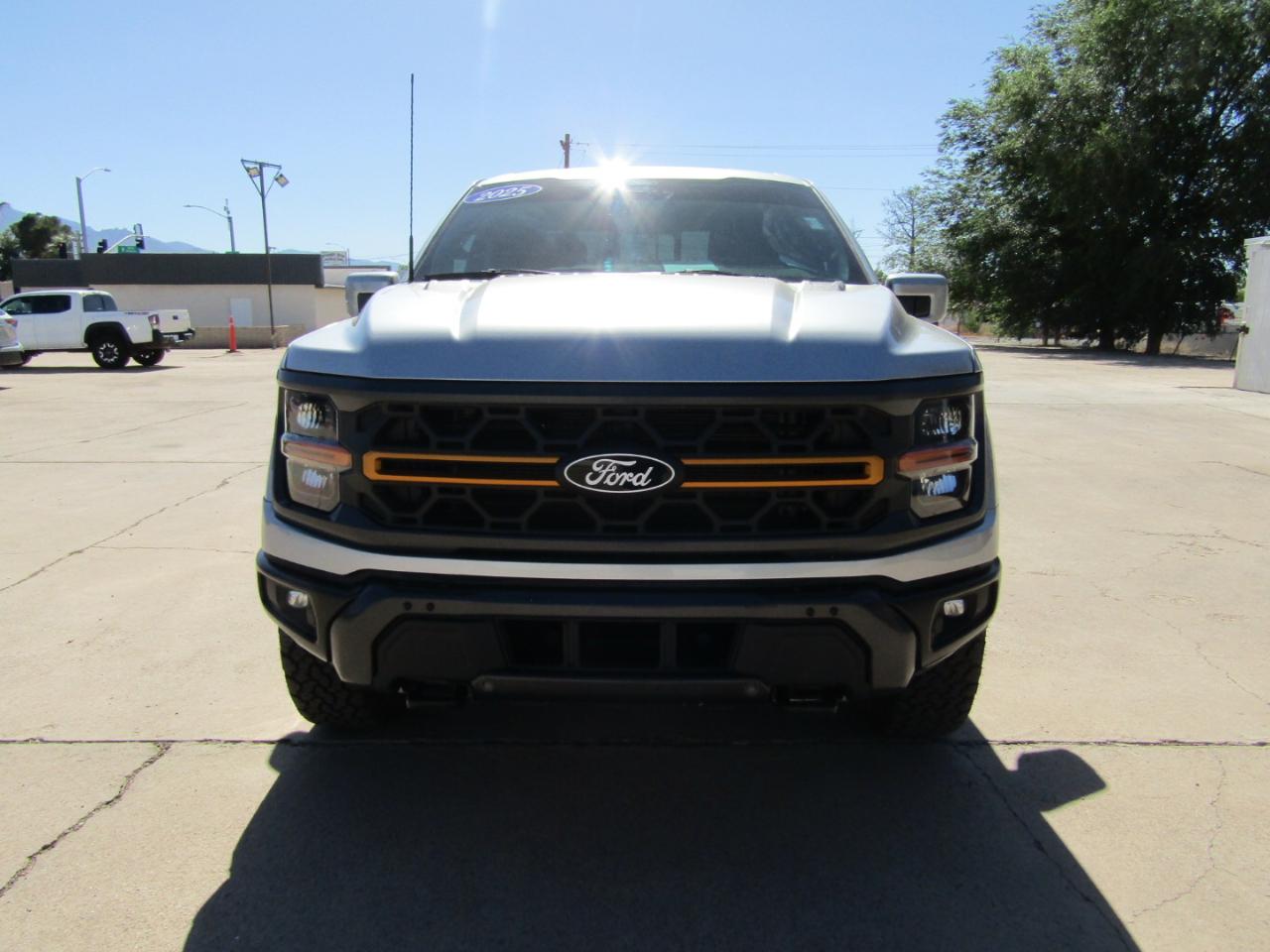 Ford F-150 Tremor 4WD SuperCrew 5.5' Box 2025