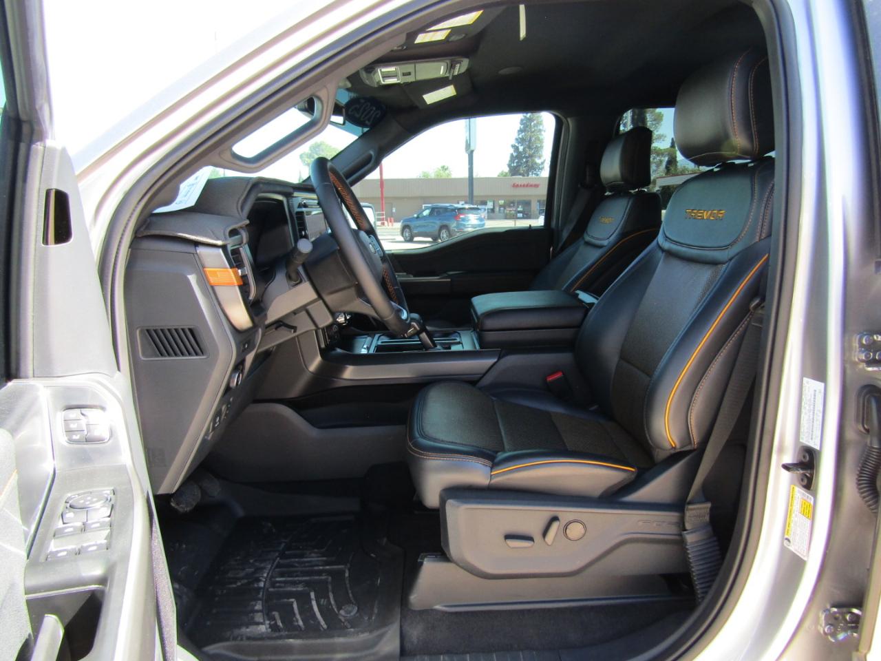 Ford F-150 Tremor 4WD SuperCrew 5.5' Box 2025