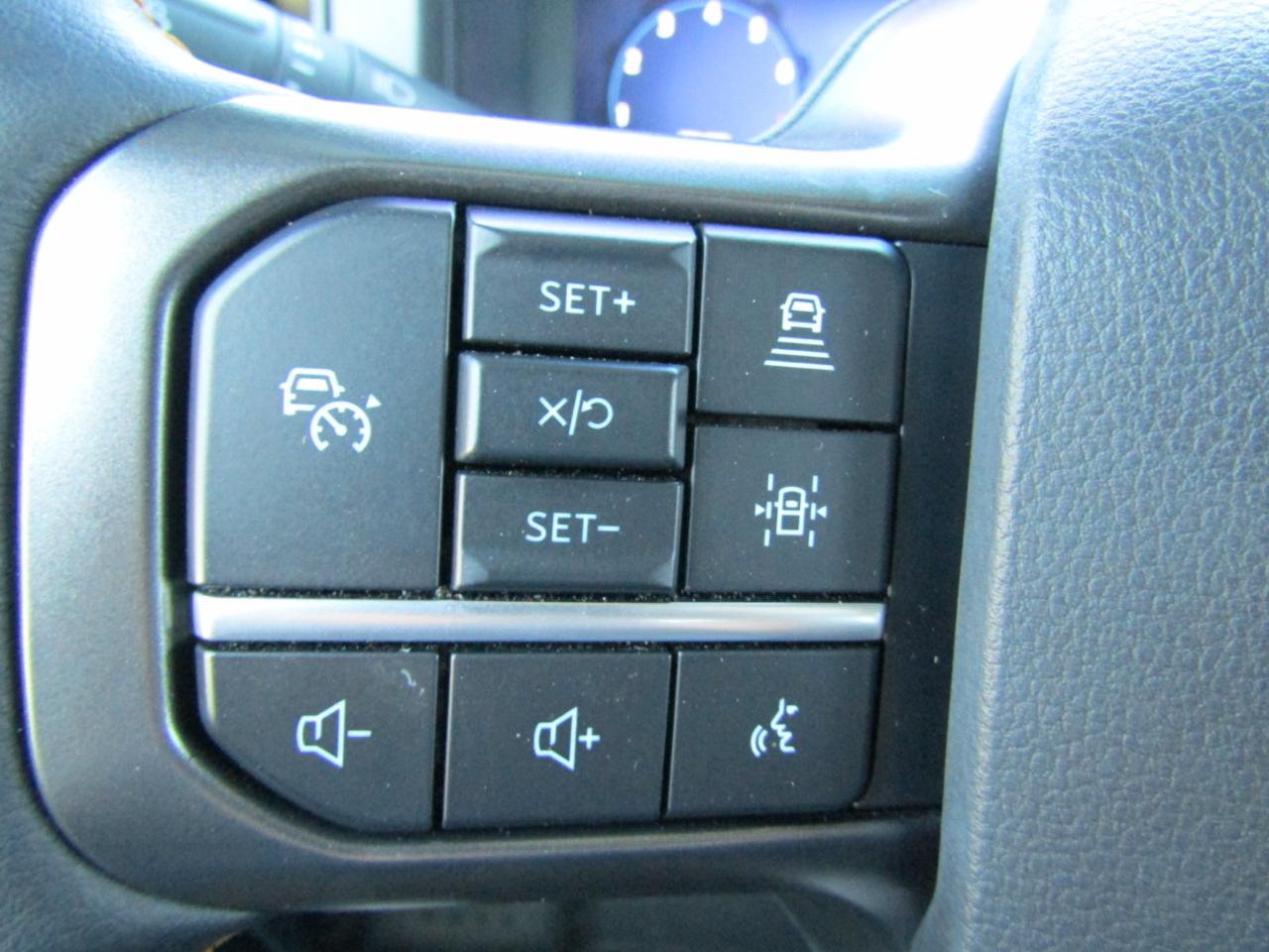Ford F-150 Tremor 4WD SuperCrew 5.5' Box 2025