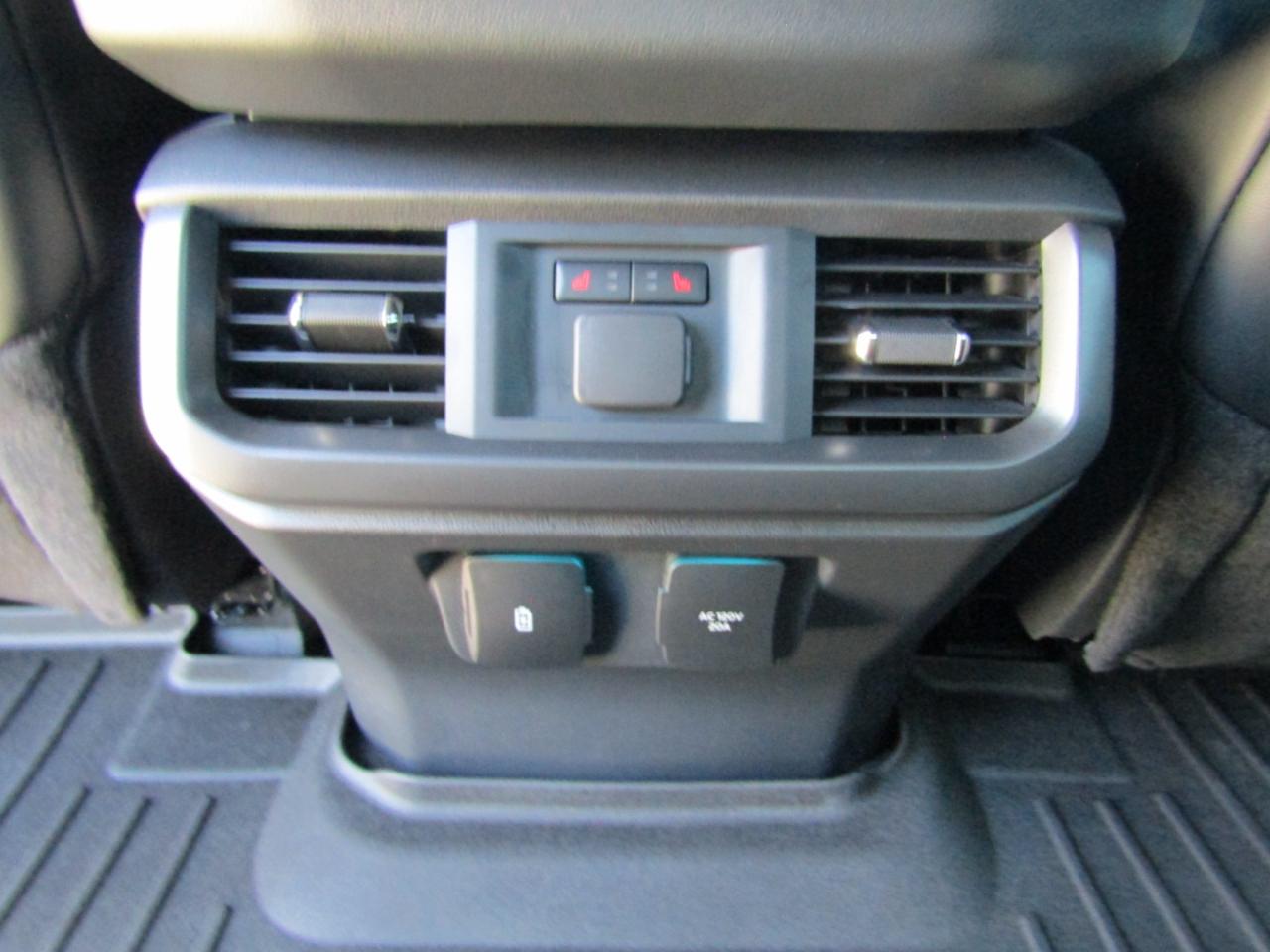 Ford F-150 Tremor 4WD SuperCrew 5.5' Box 2025