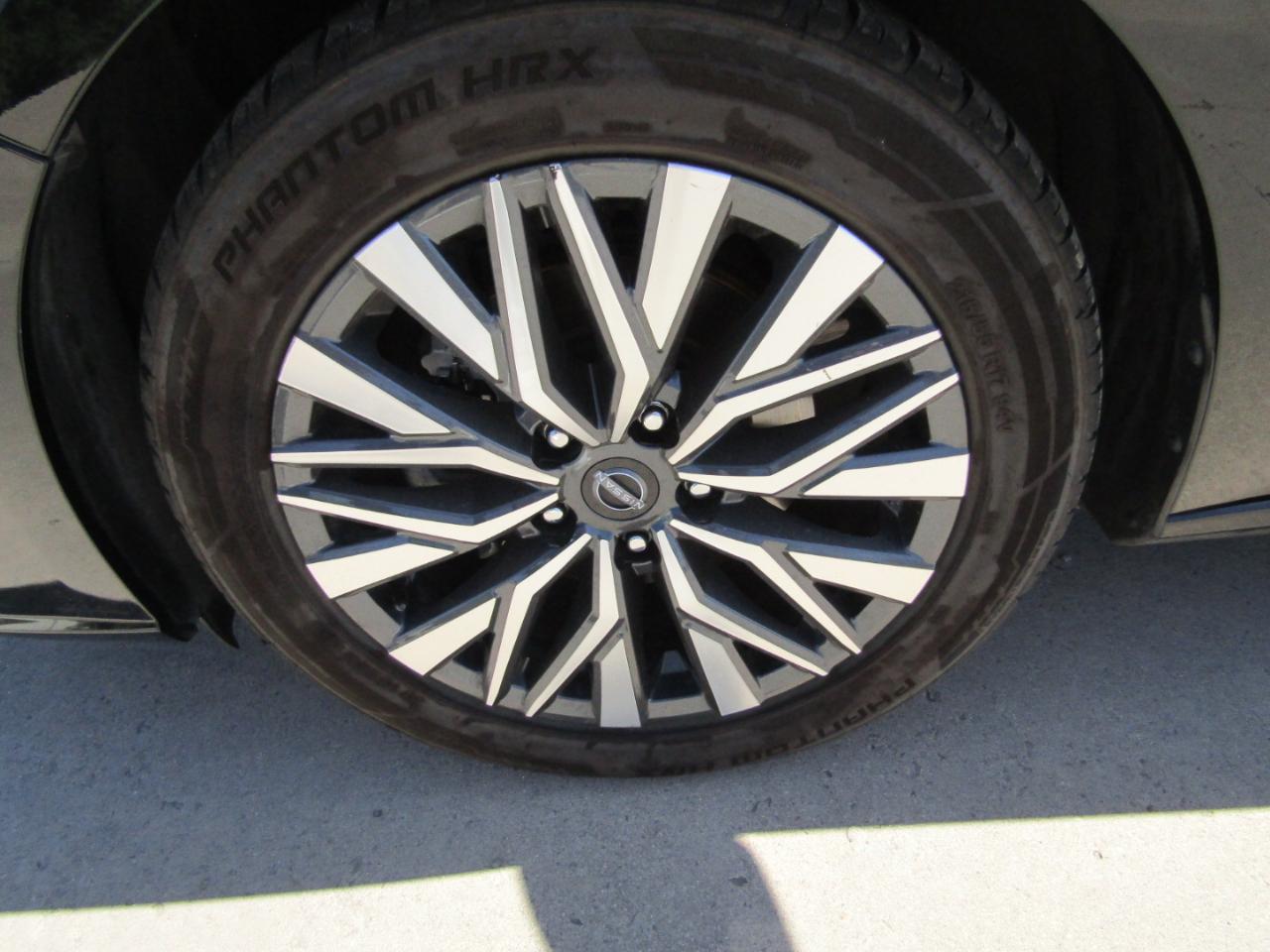 Nissan Altima 2.5 SV Sedan 2024