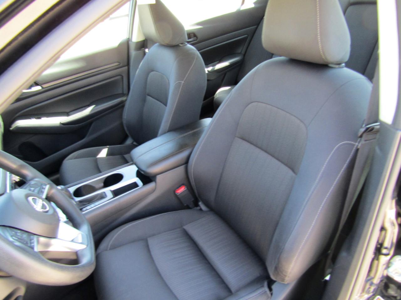 Nissan Altima 2.5 SV Sedan 2024
