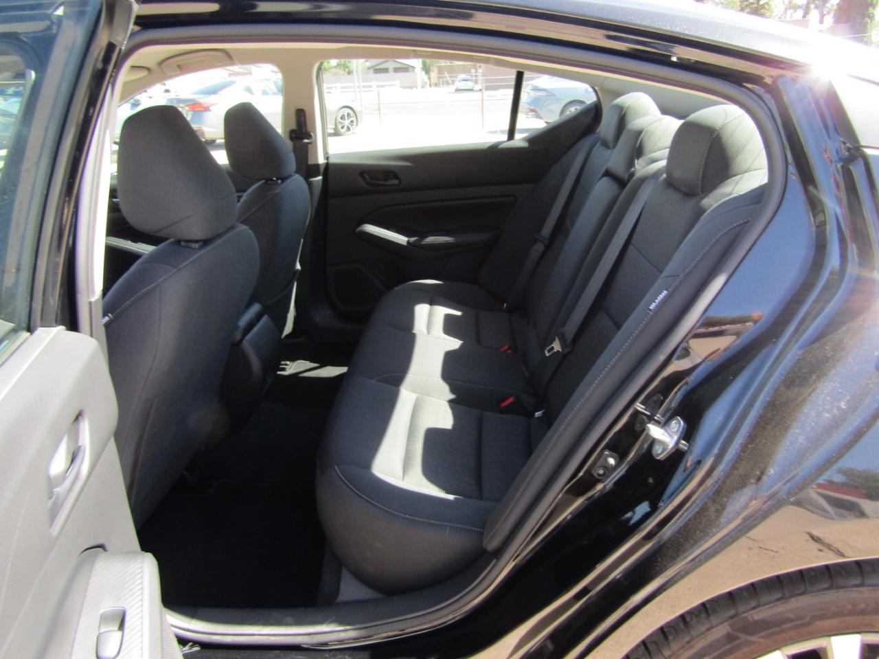 Nissan Altima 2.5 SV Sedan 2024