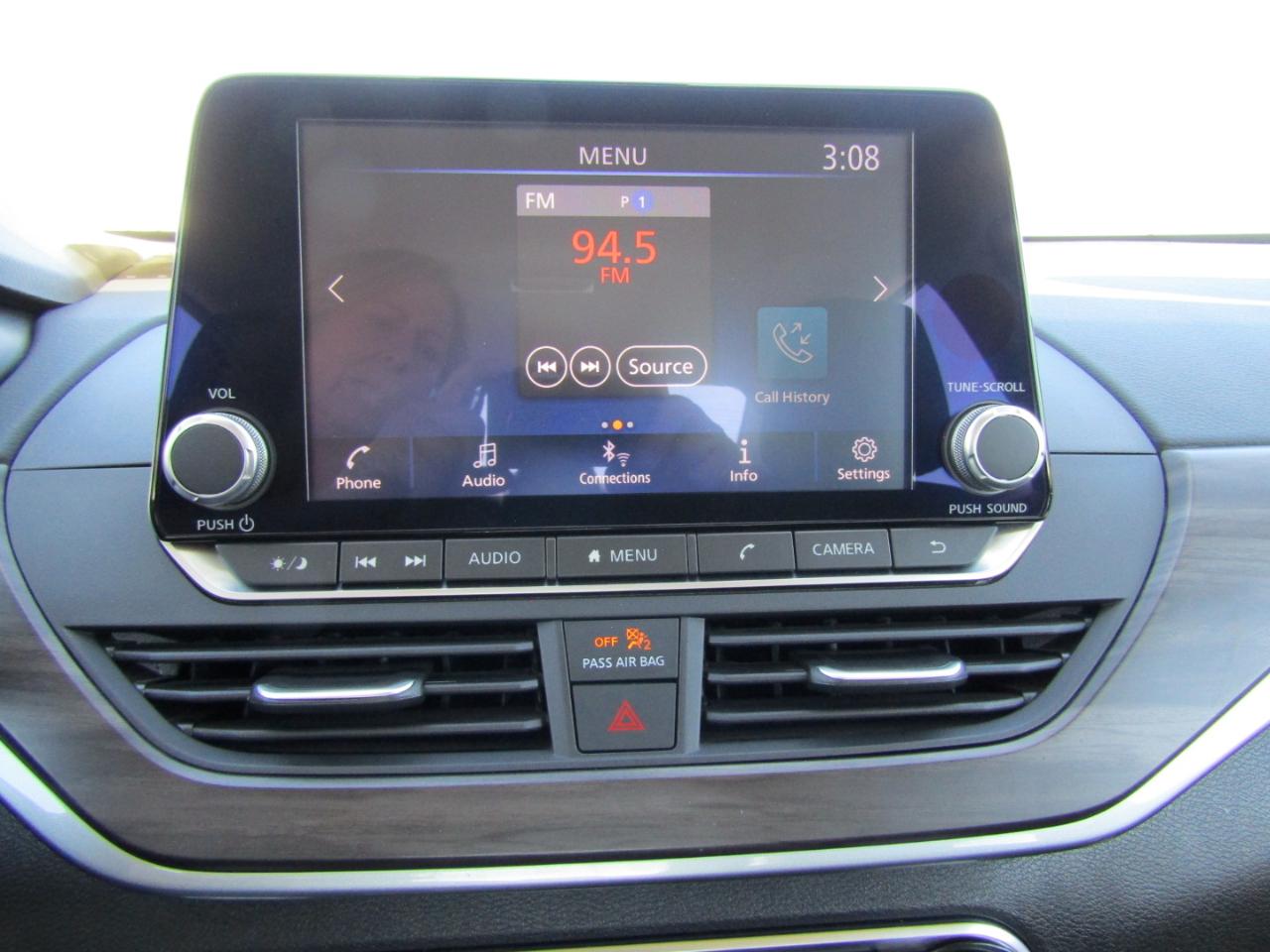 Nissan Altima 2.5 SV Sedan 2024
