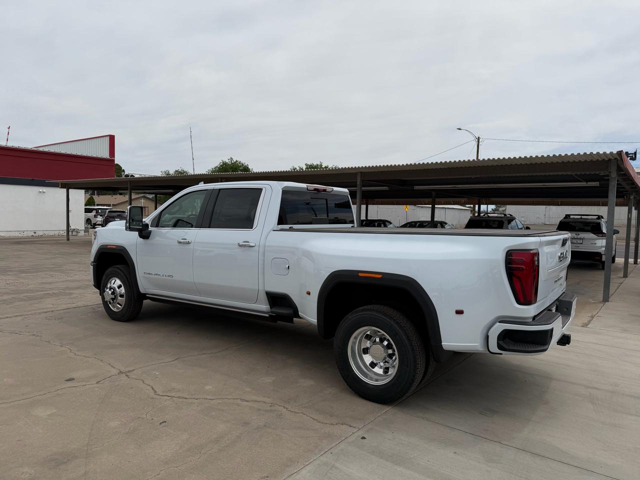GMC Sierra 3500HD 4WD Crew Cab 172" Denali Ultimate 2026