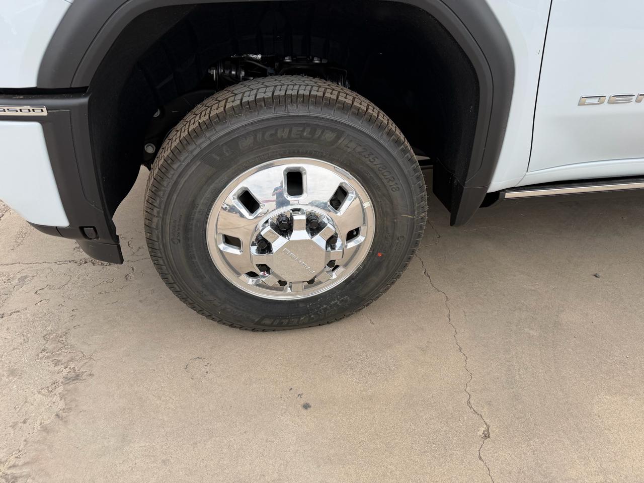 GMC Sierra 3500HD 4WD Crew Cab 172" Denali Ultimate 2026