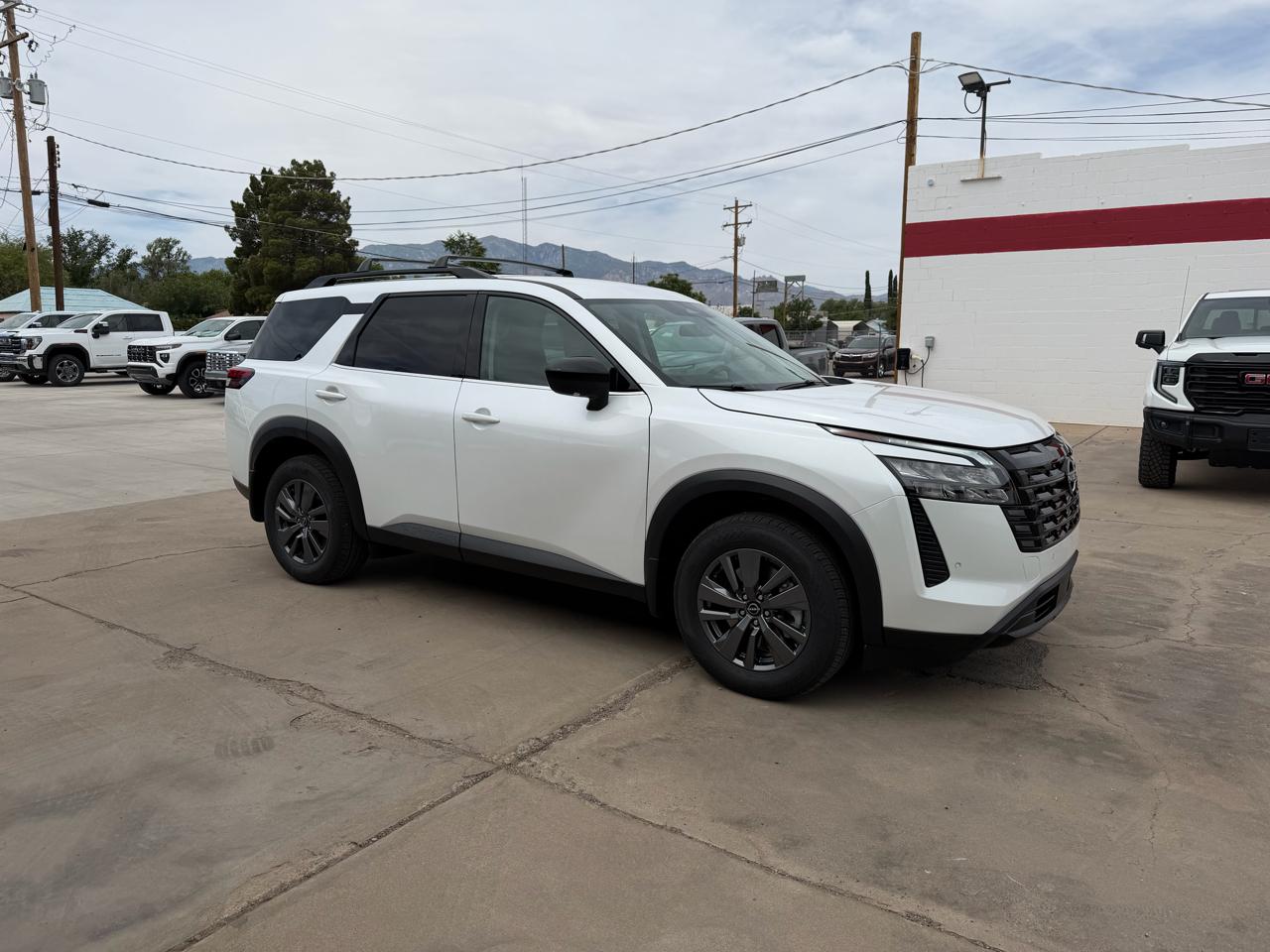 Nissan Pathfinder SV 4WD 2026