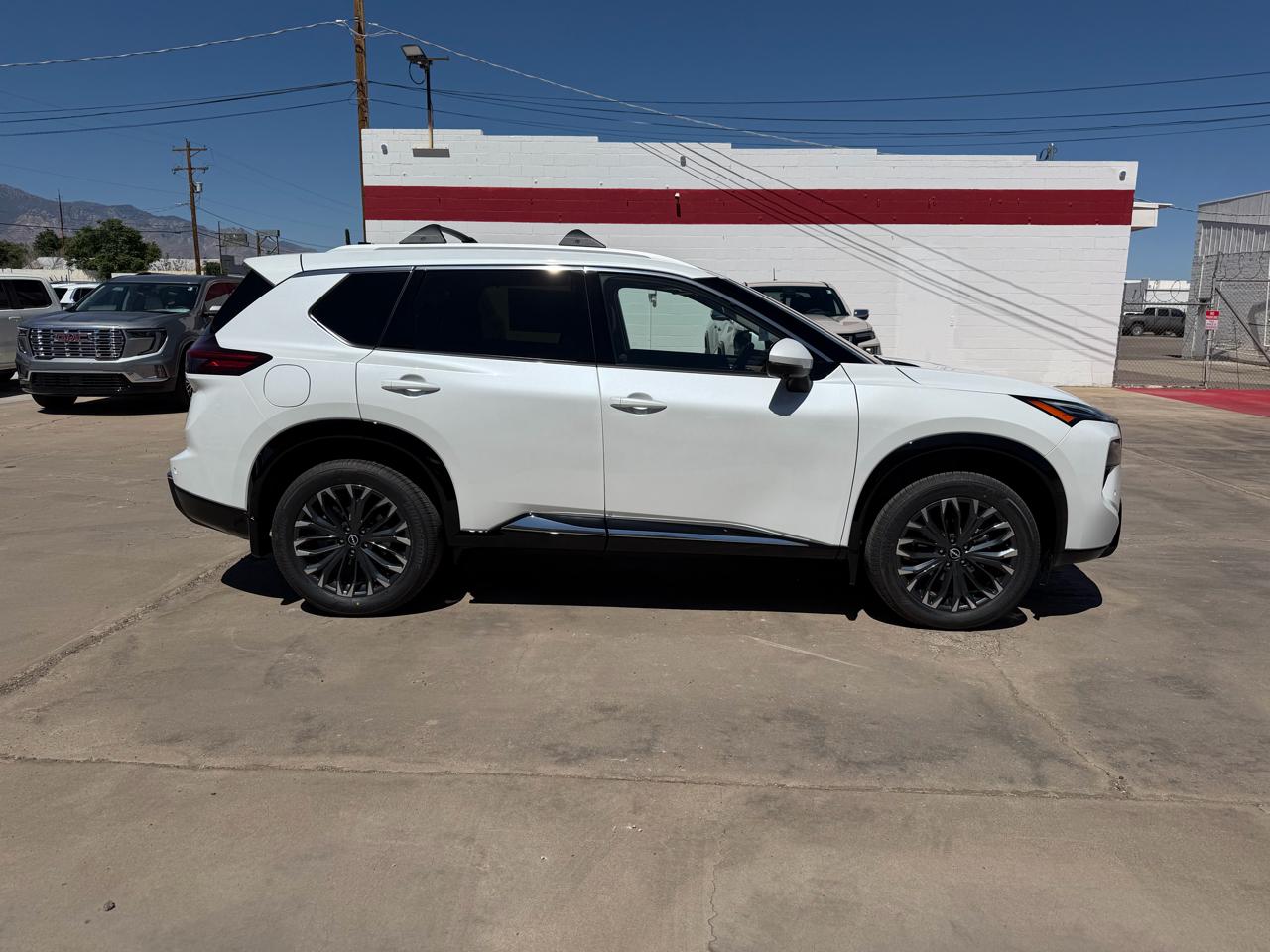 Nissan Rogue 2026.5 AWD Platinum 2026