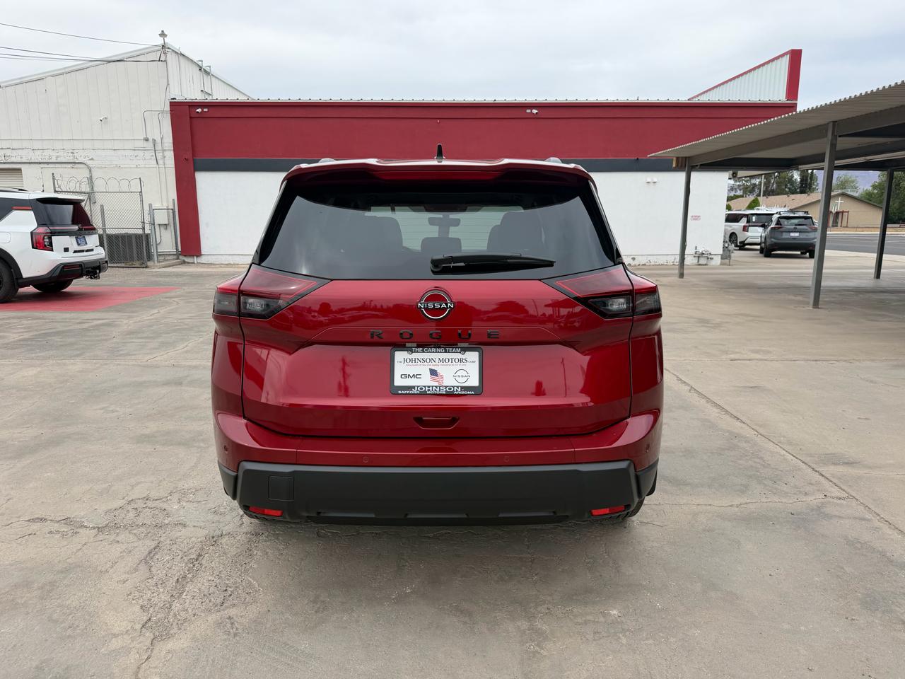 Nissan Rogue 2026.5 FWD Dark Armor 2026