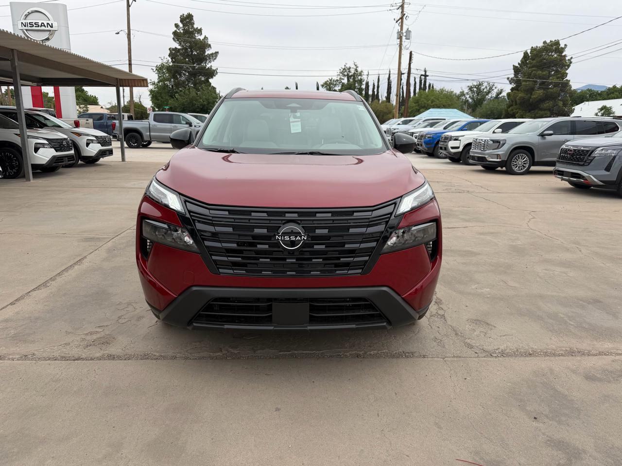 Nissan Rogue 2026.5 FWD Dark Armor 2026