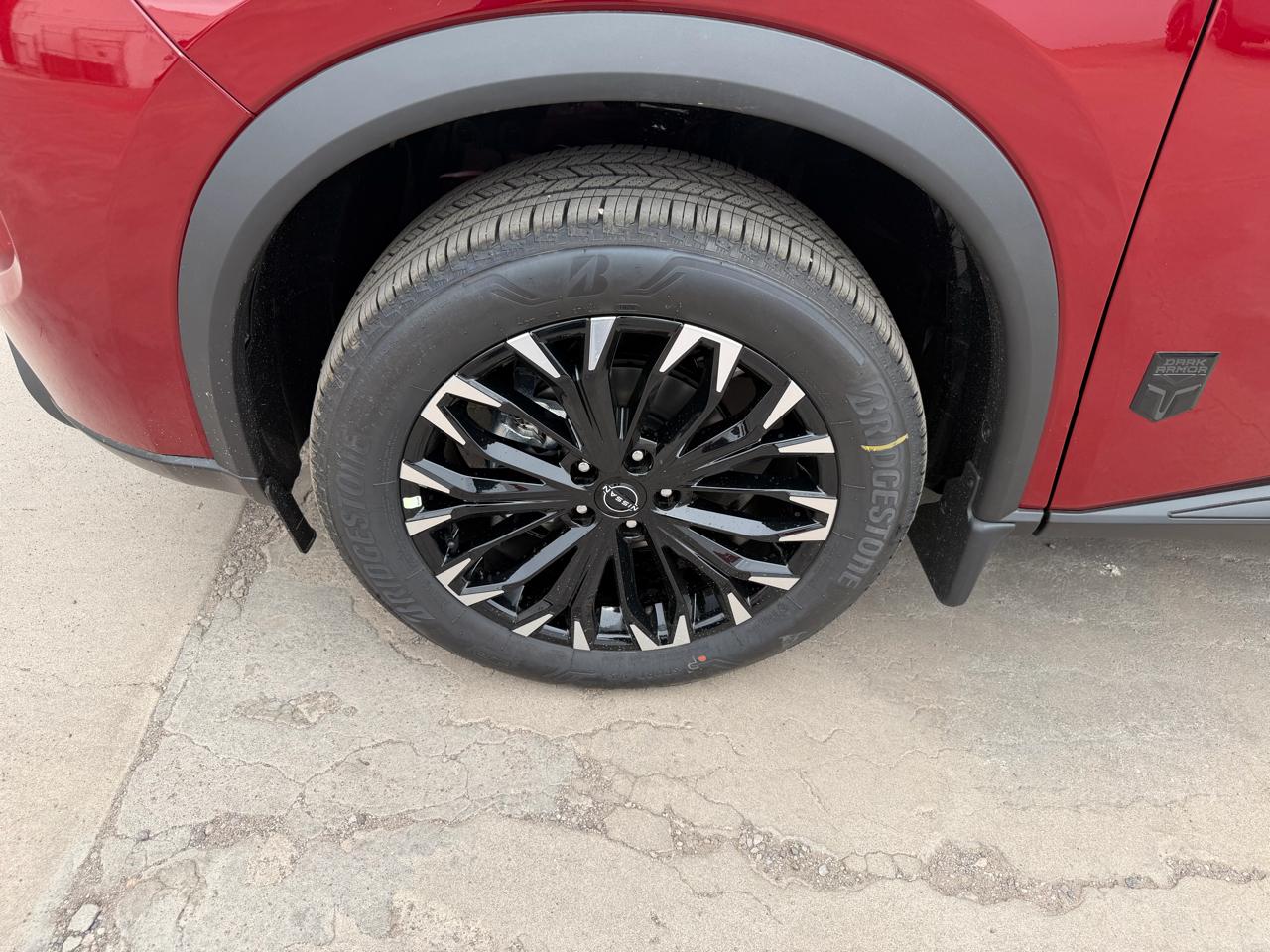 Nissan Rogue 2026.5 FWD Dark Armor 2026