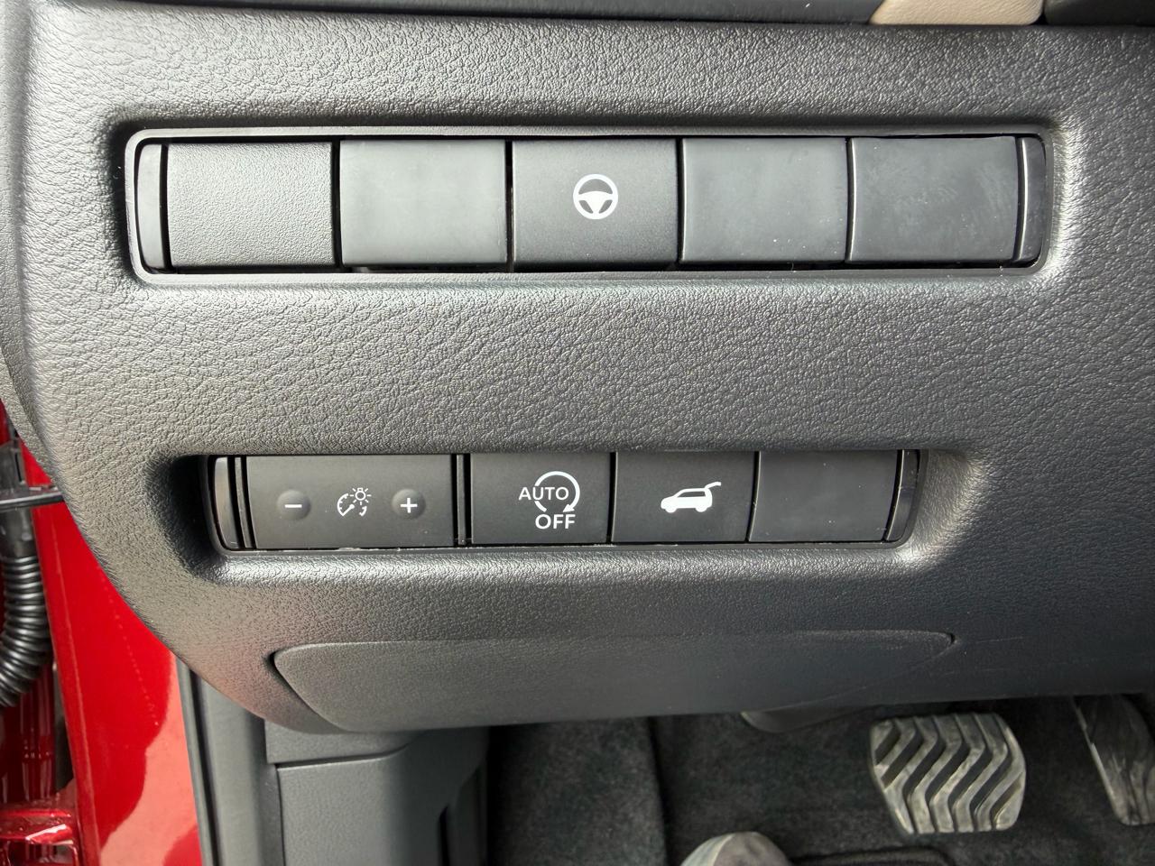 Nissan Rogue 2026.5 FWD Dark Armor 2026
