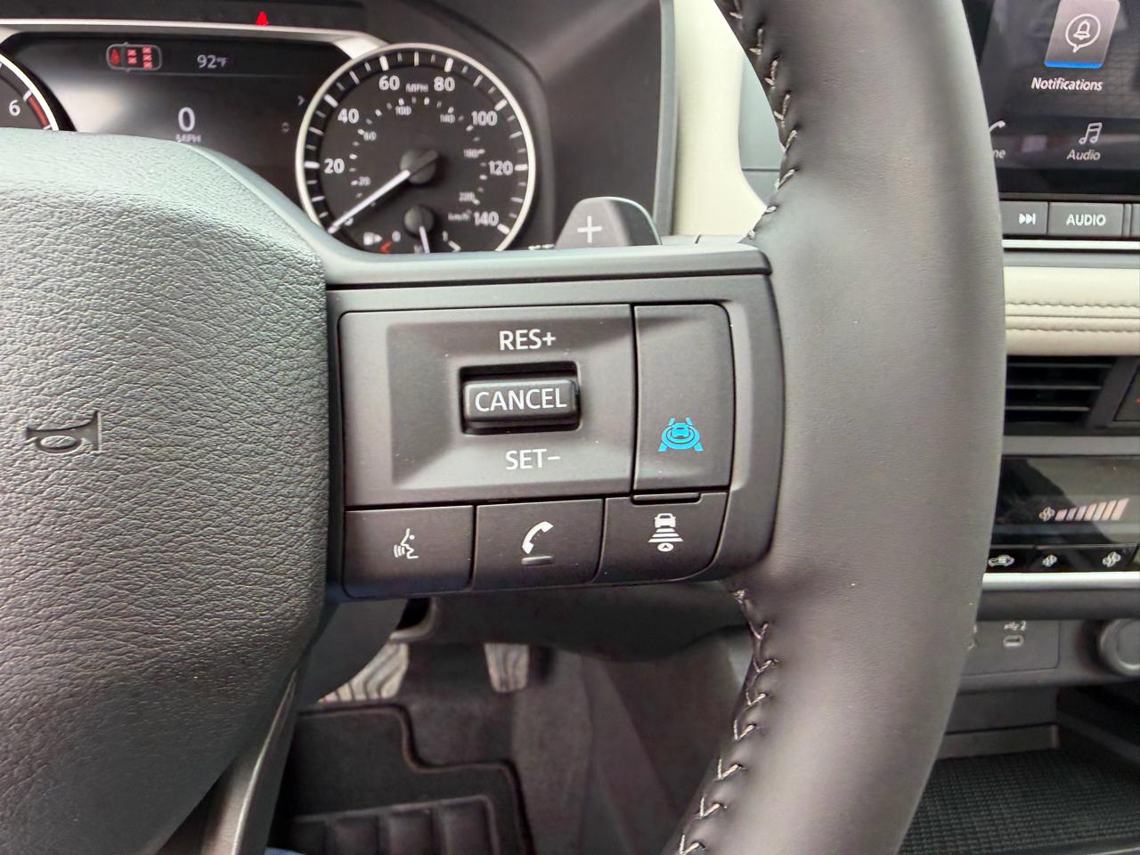 Nissan Rogue 2026.5 FWD Dark Armor 2026