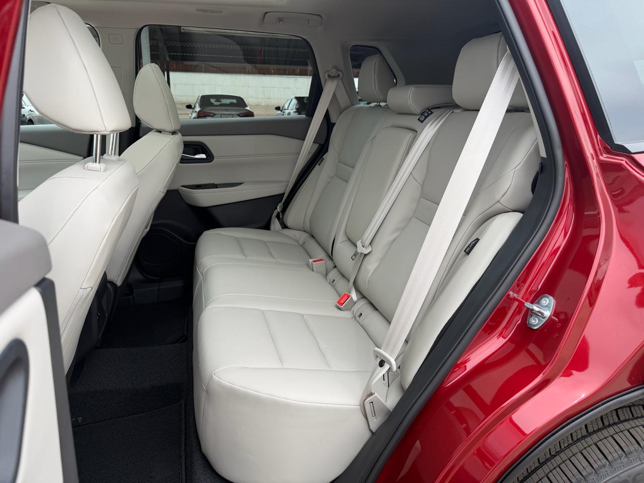 Nissan Rogue 2026.5 FWD Dark Armor 2026