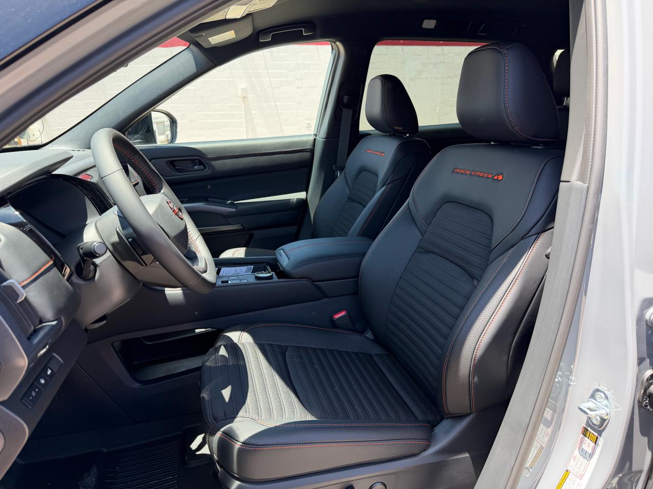 Nissan Pathfinder Rock Creek 4WD 2026