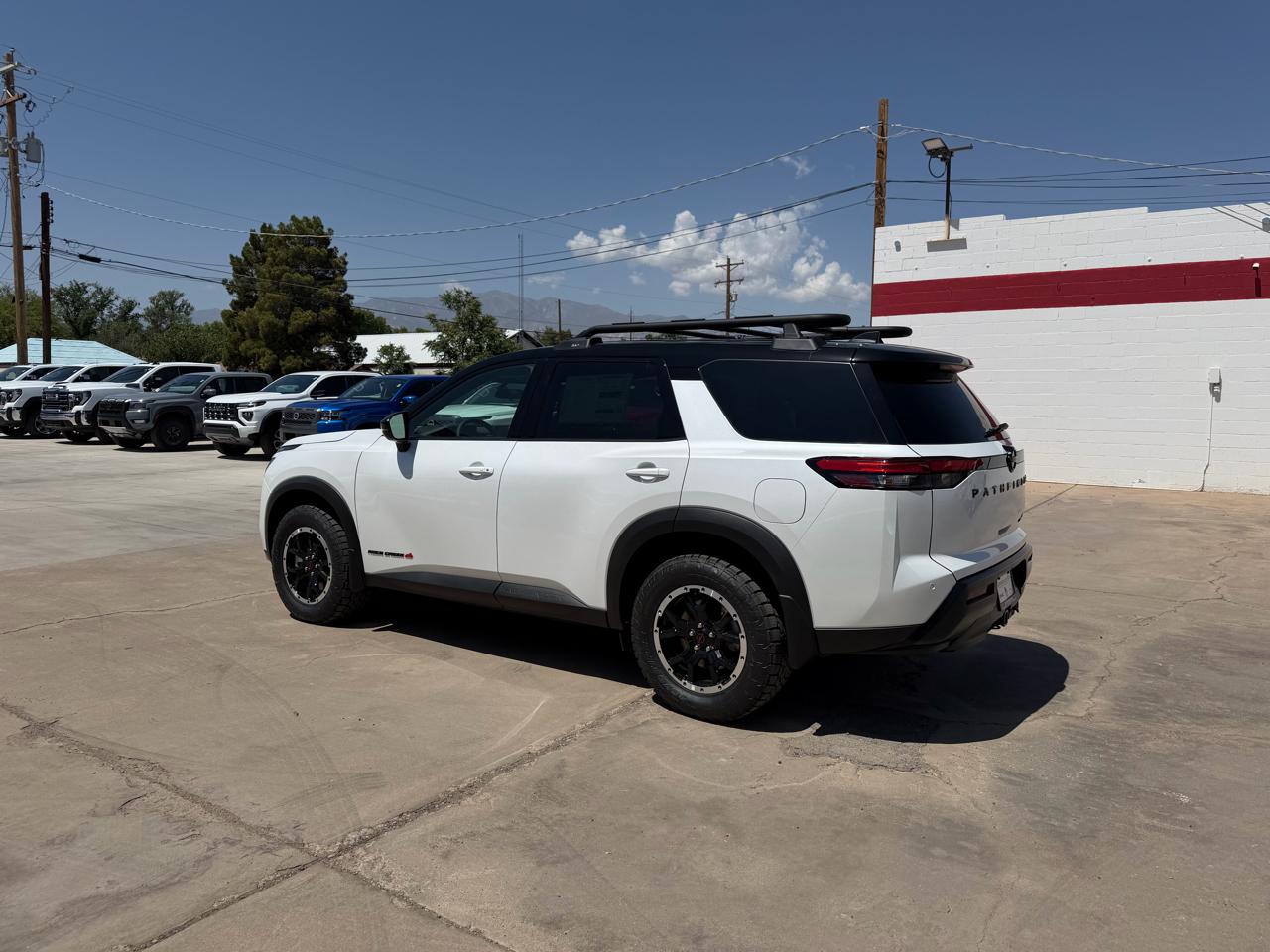 Nissan Pathfinder Rock Creek 4WD 2026