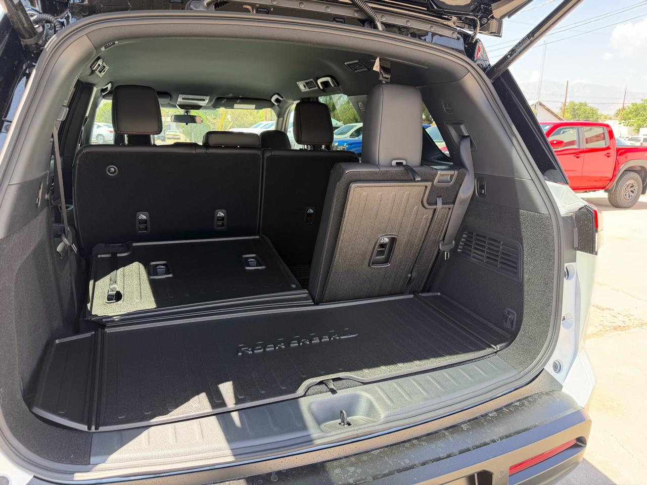 Nissan Pathfinder Rock Creek 4WD 2026