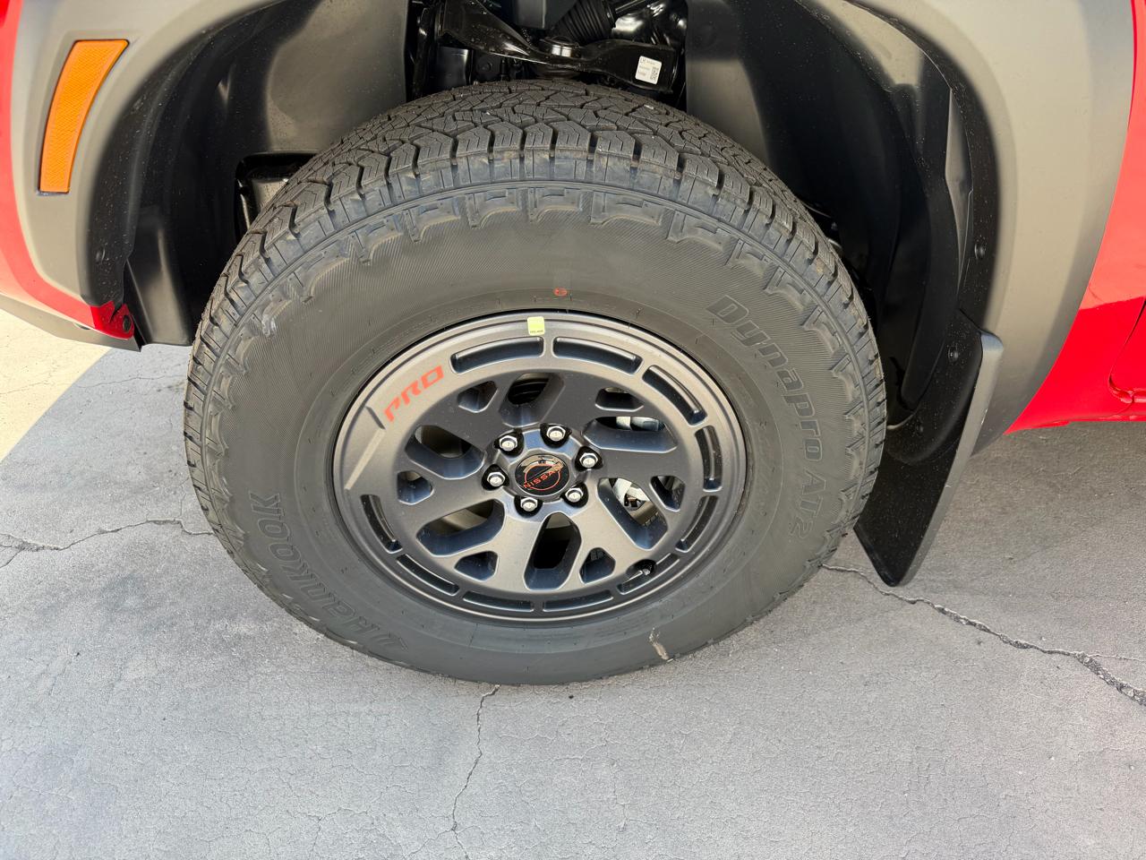 Nissan Frontier Crew Cab 4x4 PRO-4X 2026