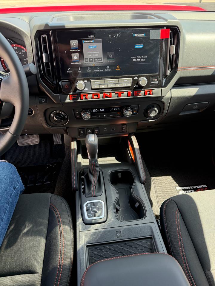 Nissan Frontier Crew Cab 4x4 PRO-4X 2026