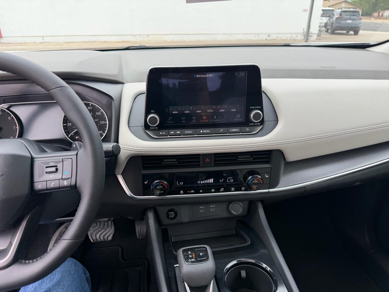 Nissan Rogue 2026.5 FWD Dark Armor 2026