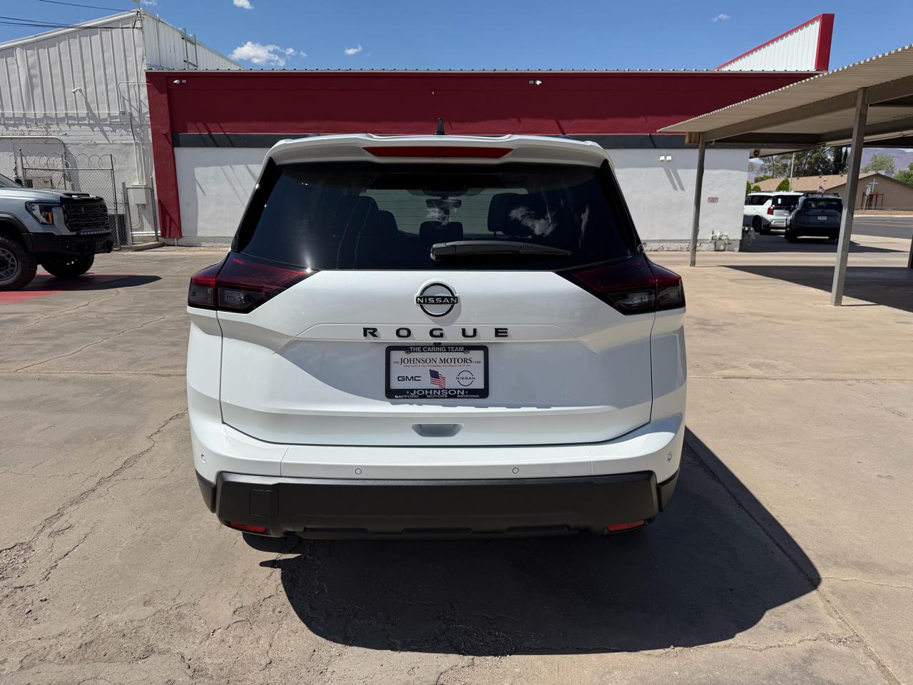 Nissan Rogue 2026.5 FWD Dark Armor 2026