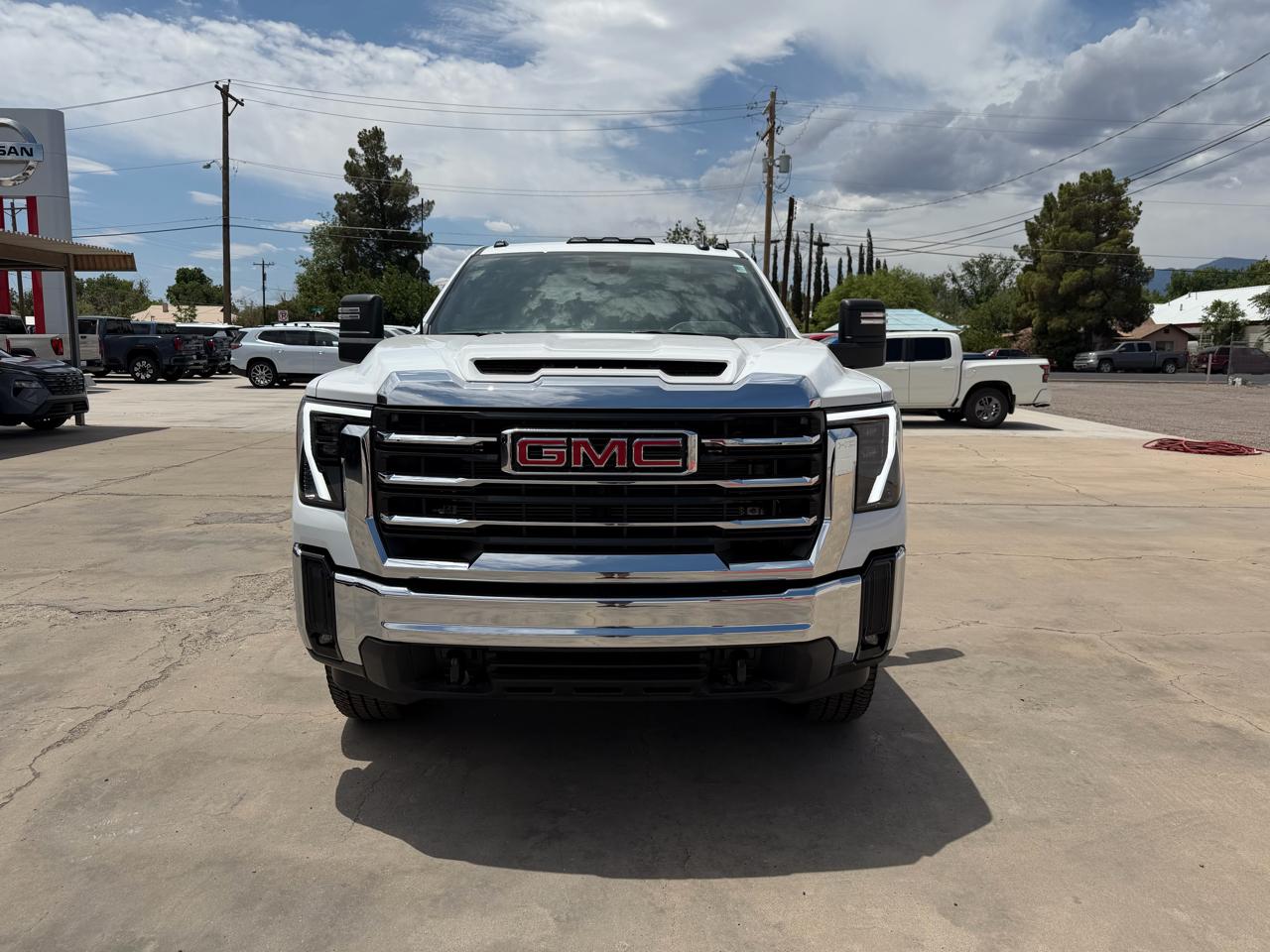 GMC Sierra 2500HD 4WD Crew Cab 159" SLE 2026