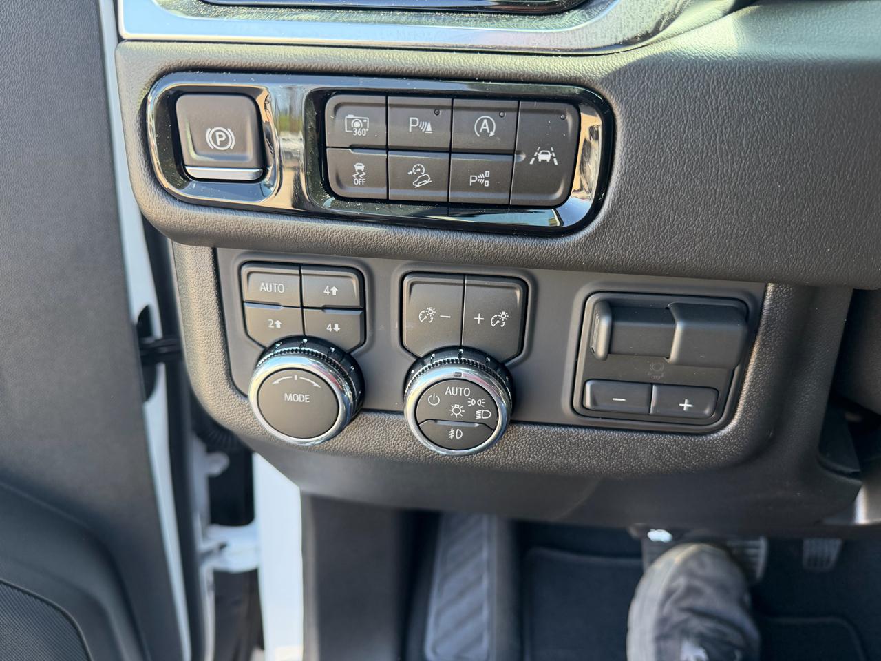 GMC Yukon 4WD 4dr Elevation 2026