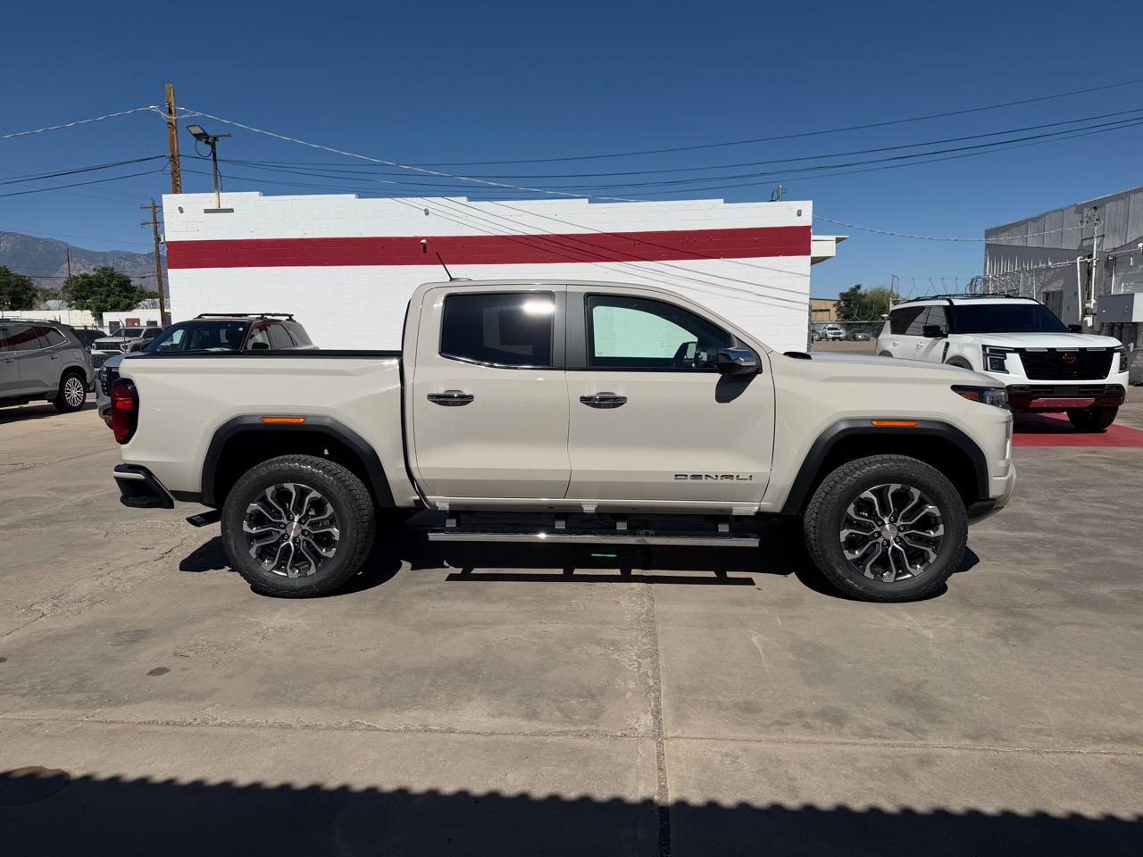 GMC Canyon 4WD Crew Cab Denali 2026
