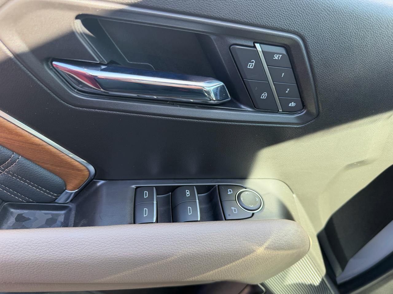 GMC Canyon 4WD Crew Cab Denali 2026