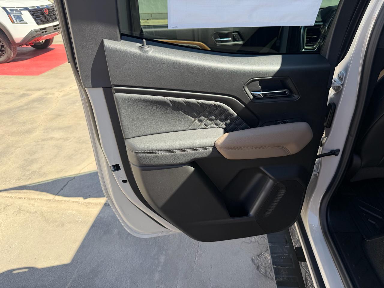 GMC Canyon 4WD Crew Cab Denali 2026