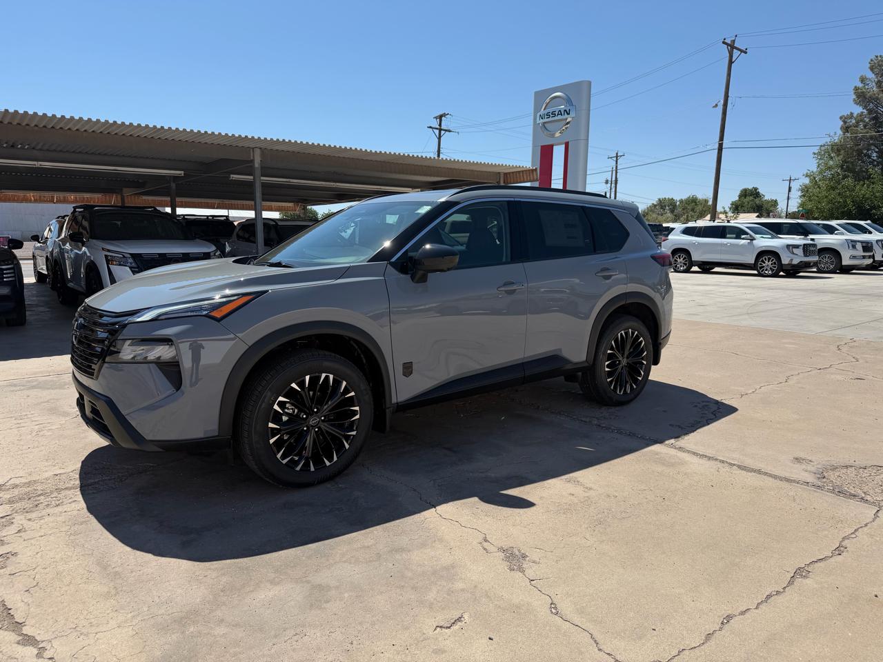 Nissan Rogue 2026.5 FWD Dark Armor 2026