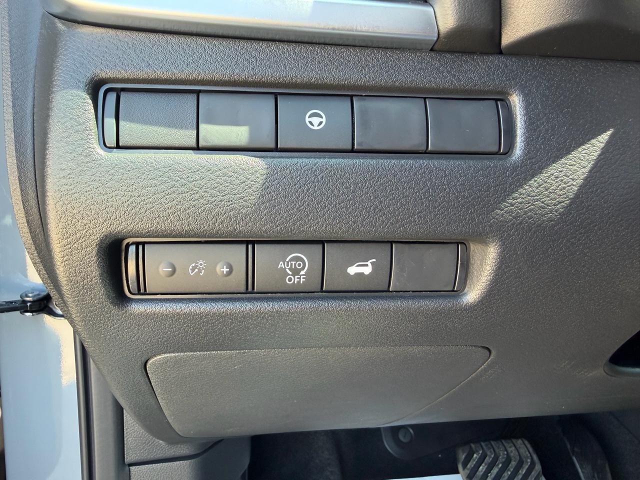 Nissan Rogue 2026.5 FWD Dark Armor 2026