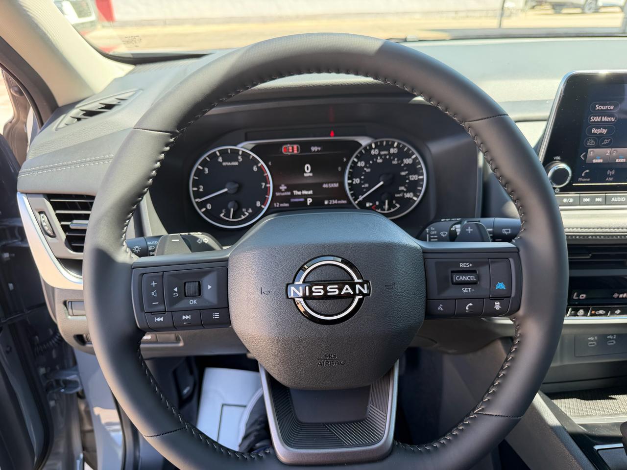 Nissan Rogue 2026.5 FWD Dark Armor 2026