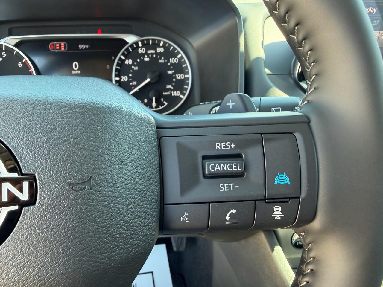 Nissan Rogue 2026.5 FWD Dark Armor 2026