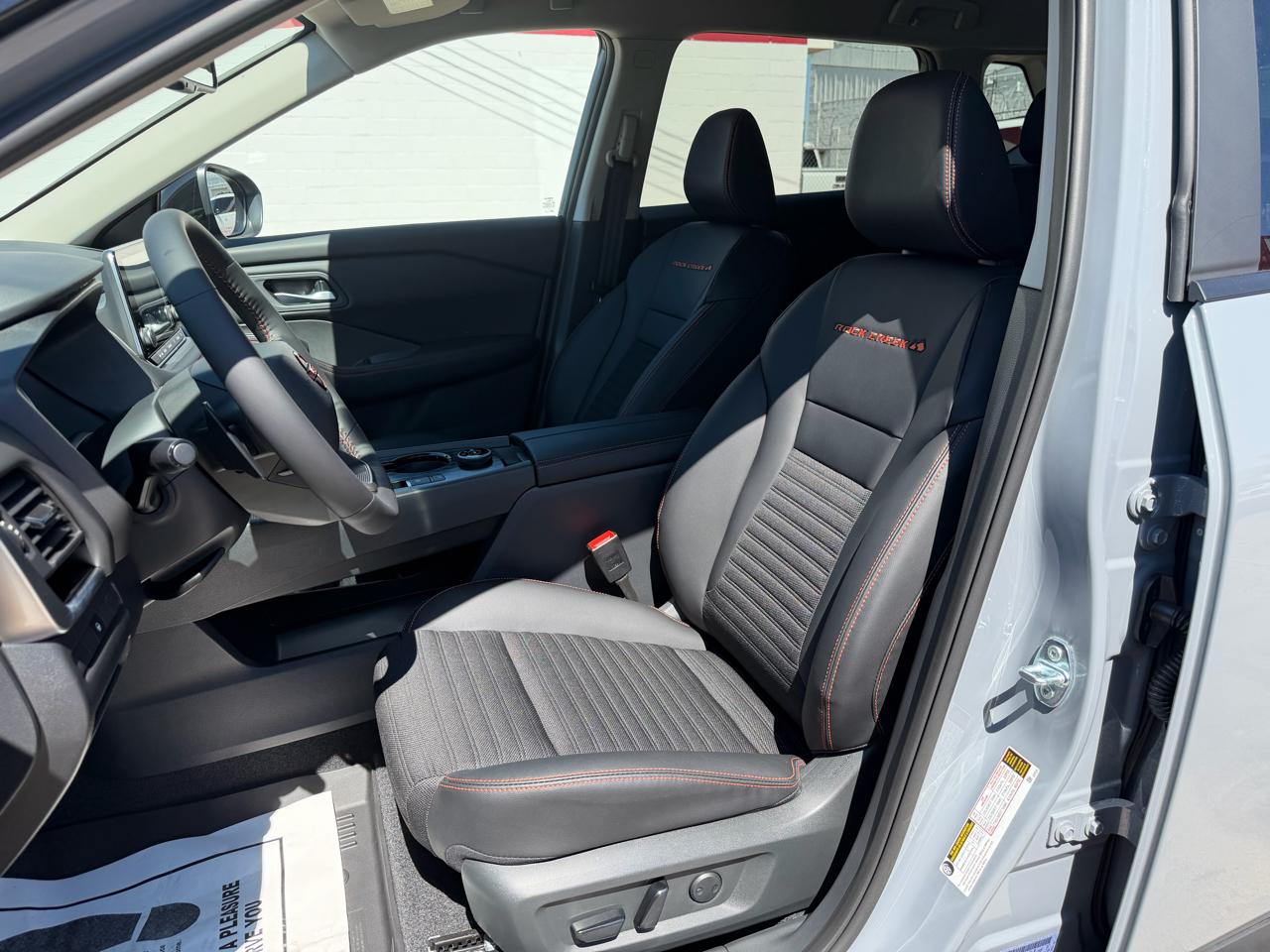 Nissan Rogue 2026.5 AWD Rock Creek 2026