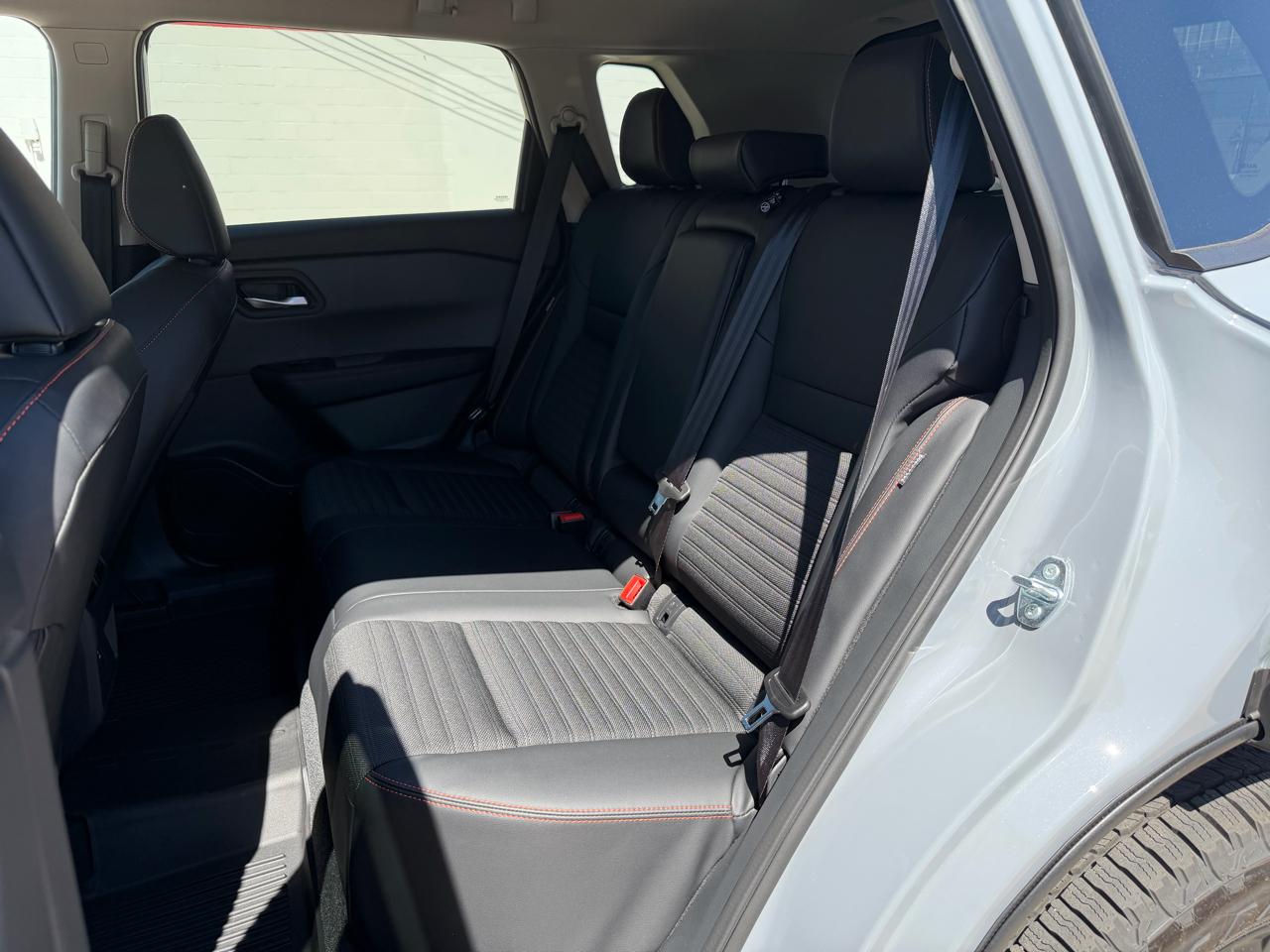 Nissan Rogue 2026.5 AWD Rock Creek 2026