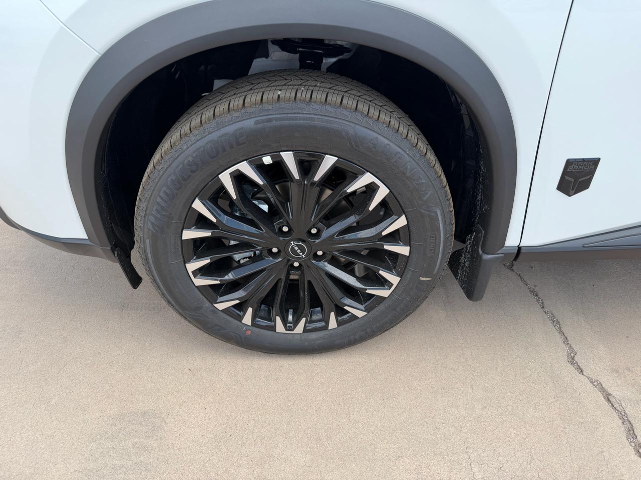Nissan Rogue 2026.5 FWD Dark Armor 2026