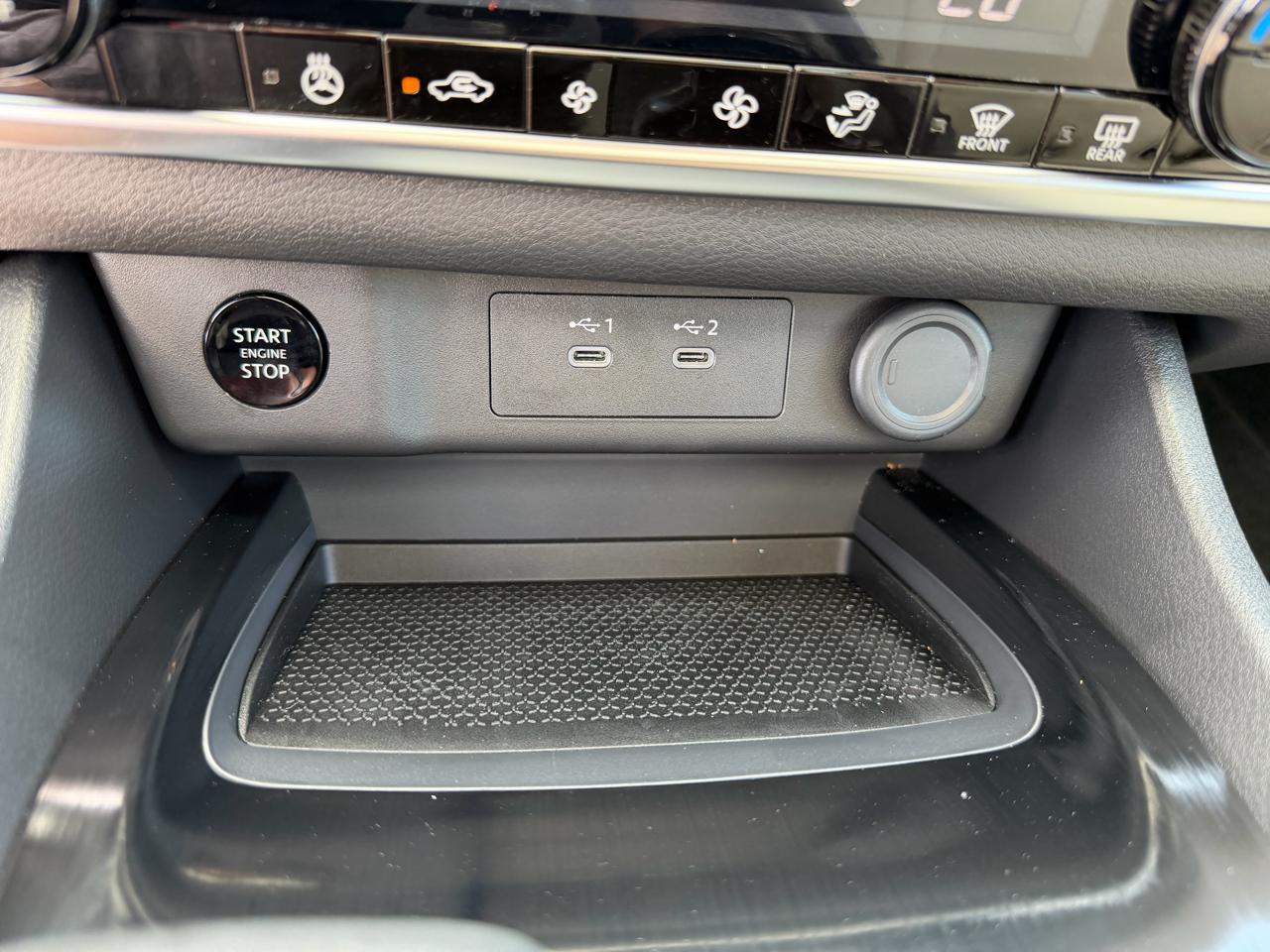 Nissan Rogue 2026.5 FWD Dark Armor 2026