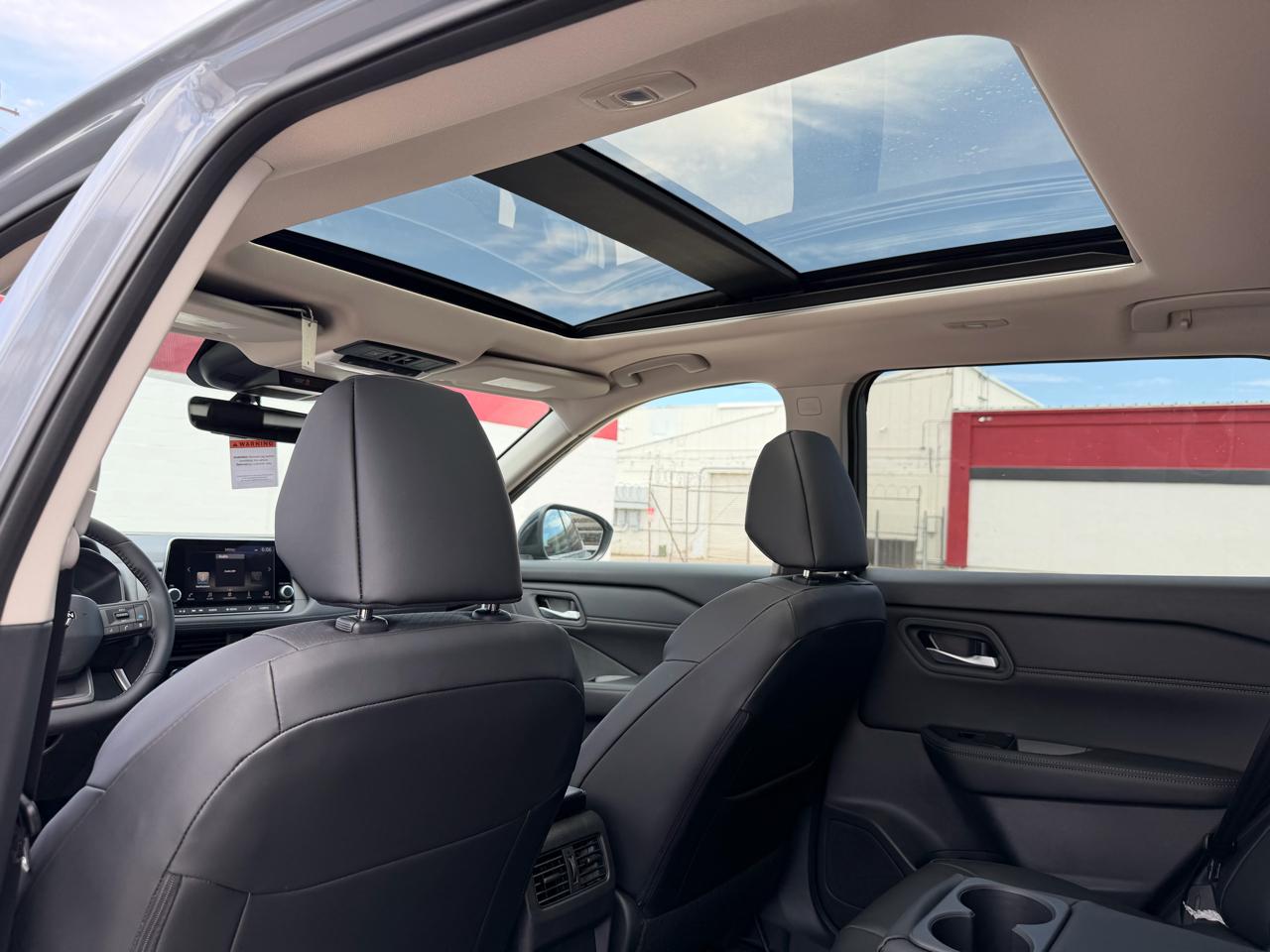 Nissan Rogue 2026.5 FWD Dark Armor 2026