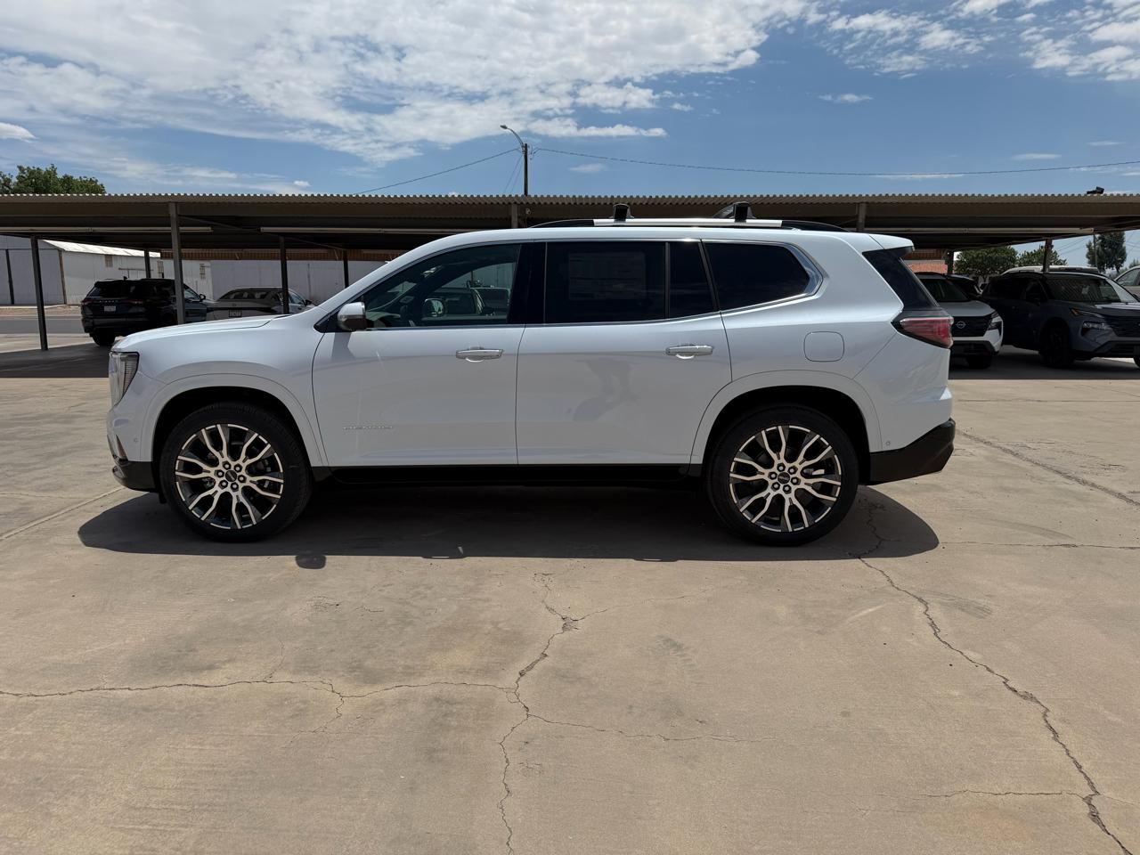 GMC Acadia AWD 4dr Denali Ultimate 2026