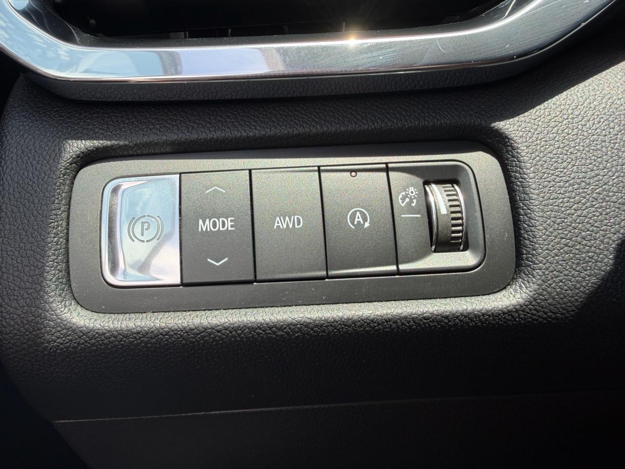 GMC Acadia AWD 4dr Denali Ultimate 2026