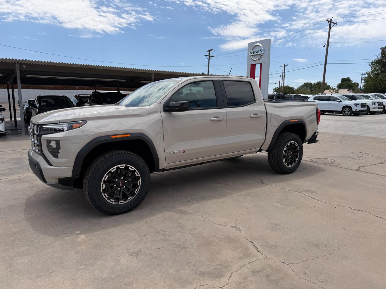 GMC Canyon 4WD Crew Cab AT4 2026