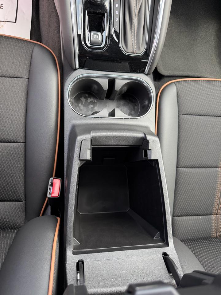 GMC Canyon 4WD Crew Cab AT4 2026