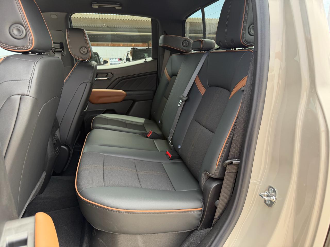 GMC Canyon 4WD Crew Cab AT4 2026
