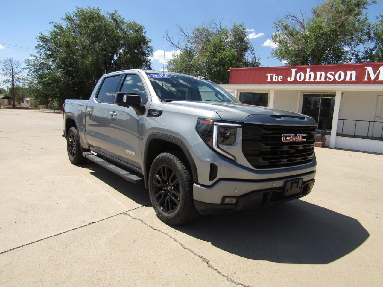 GMC Sierra 1500 4WD Crew Cab 147" Elevation w/3SB 2024